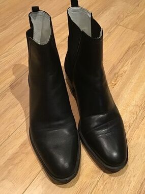 Zara ankle booties